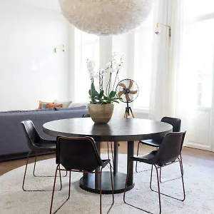https://brabantdam-84-2.hotelsghent.com